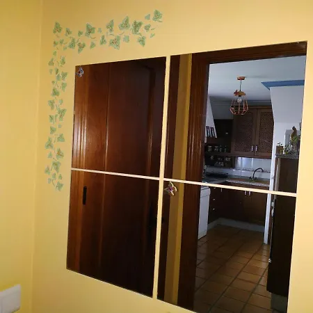 La Casa De Elias